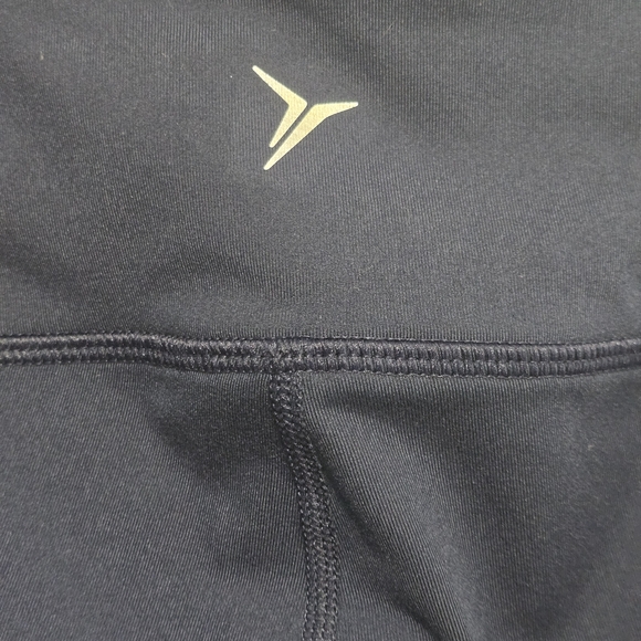 Old Navy Navy Active High-Rise Go-Dry Leggings - Picture 3 of 6